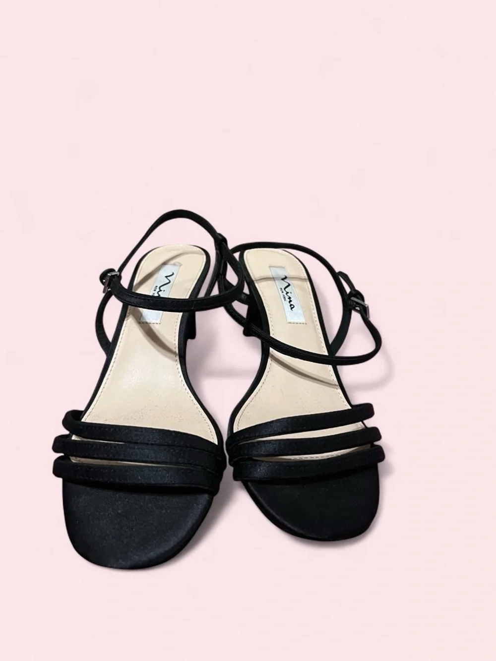 Nina elegant black